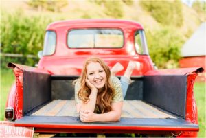 bears paw mountains senior posing with cow31