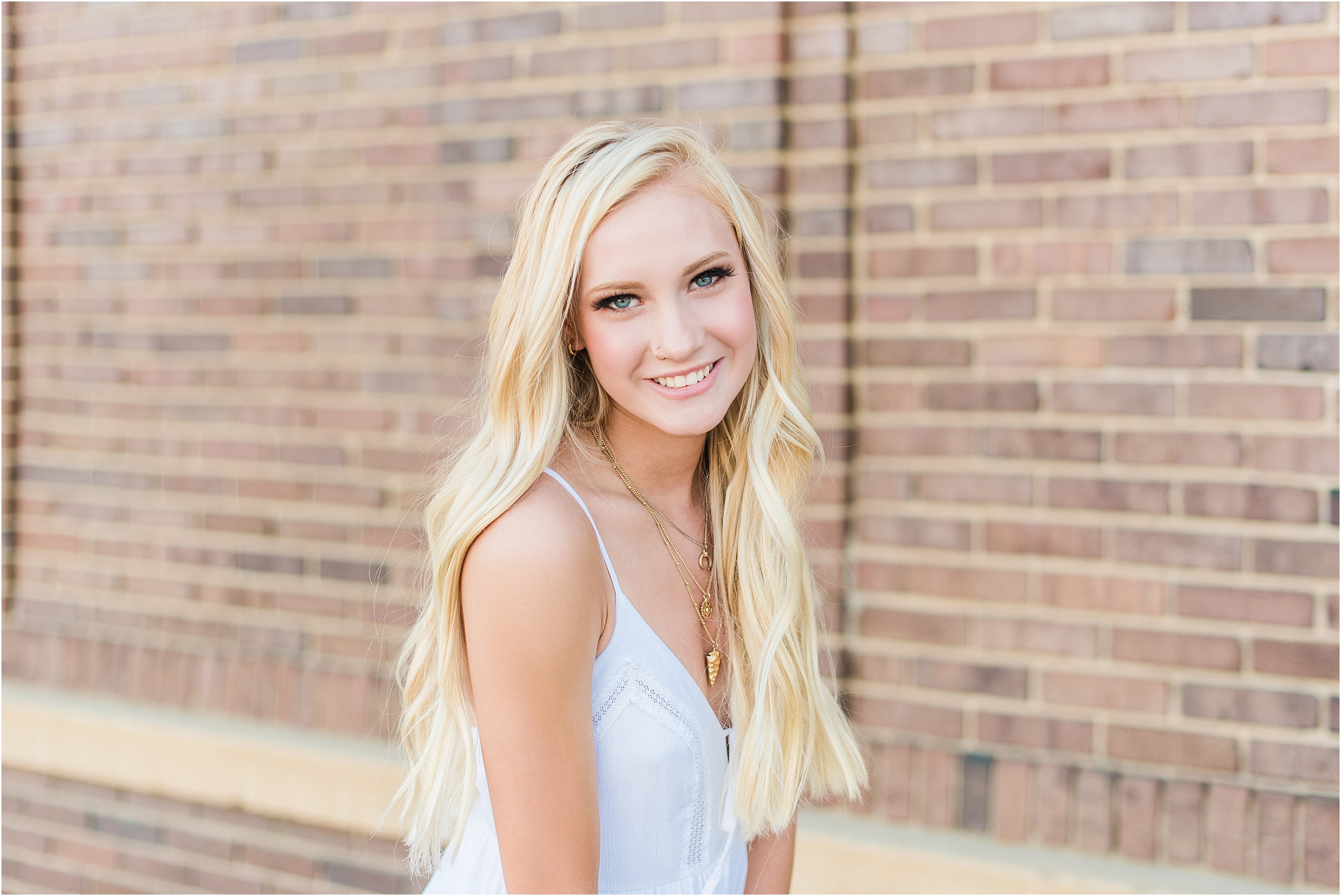 colorful downtown senior session 0076